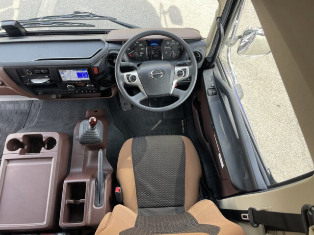 日野：17レンジャー：ハイルーフ：ウィング：6200ワイド：エアサス：格納ゲート