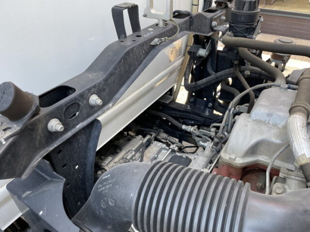 日野:17レンジャー:6200ワイド:冷凍バン:格納ゲート付:エアサス:ジョロ4キーストン