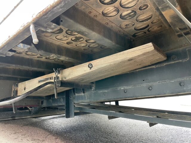 レンジャープロ　増トン　ハイジャッキセルフ　4段クレーン　ウィンチ/あゆみ板付　荷台長6500