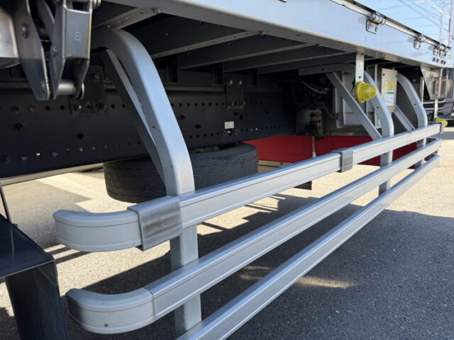 日野：17プロフィア：ハイルーフ：ウィング：リア門口ステンレス