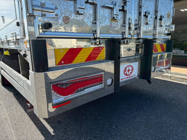 いすゞ：ギガ：冷凍ウィング：サブエンジン：ジョロ4キーストン：ステンレス多数