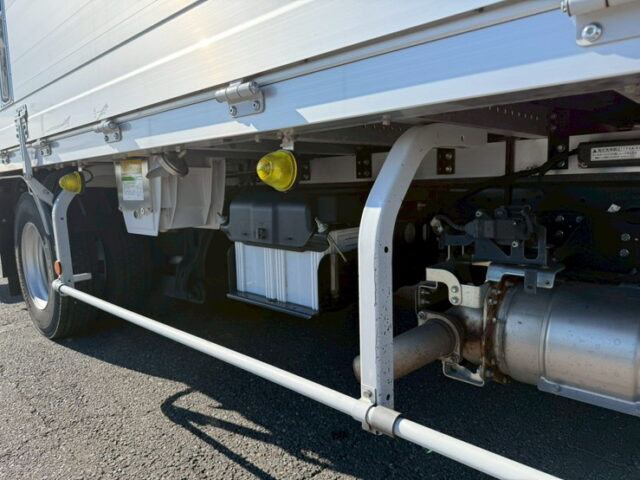 日野：17レンジャー：ウィング：6200ワイド：エアサス：格納ゲート