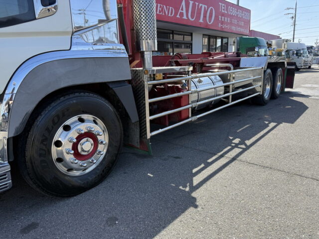 スーパーグレート：ハイルーフ：アームロール：40立米：架装多数：煙突マフラー(ダミー)