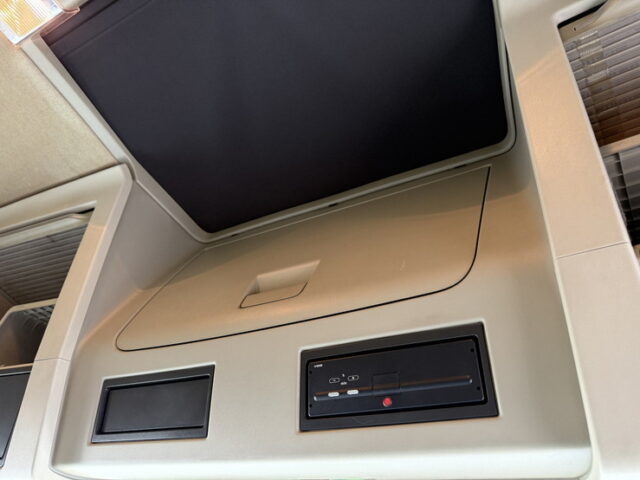 【委託販売】VOLVO:トレーラーヘッド:シングル:アルミホイール:架装多数