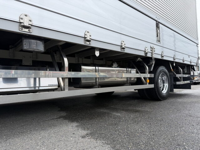 日野：17レンジャー：ハイルーフ：ウィング：6200ワイド：リア門口ステンレス