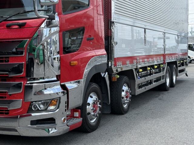 日野：17プロフィア：冷凍ウィング：ボディ枠ステンレス：ステンレス多数：ジョロ4