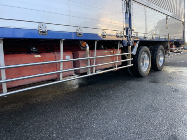 日野　プロフィア　ハイルーフ　ウィング　跳上ゲート　ステンレスサイドバンパー