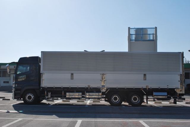 【180】三菱スーパーグレート　高床　アルミウイング　ハイルーフ