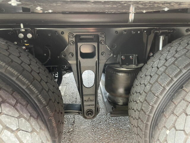 【現行型】スーパーグレートスーパーハイルーフ：ウィング未使用：リア門口ステンレス