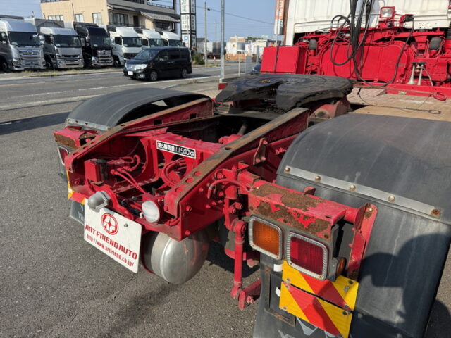 スーパーグレート：ハイルーフ：トレーラーヘッド：メッキ多数：アルミホイール：7速MT