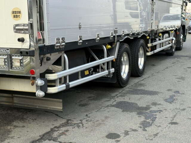 日野：17プロフィア：ハイルーフ：ウィング：アルミホイール：リア門口ステンレス