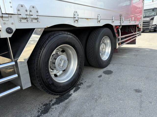 日野：17プロフィア：ハイルーフ：ウィング：メッキ多数：ステンレス多数：プロシフト