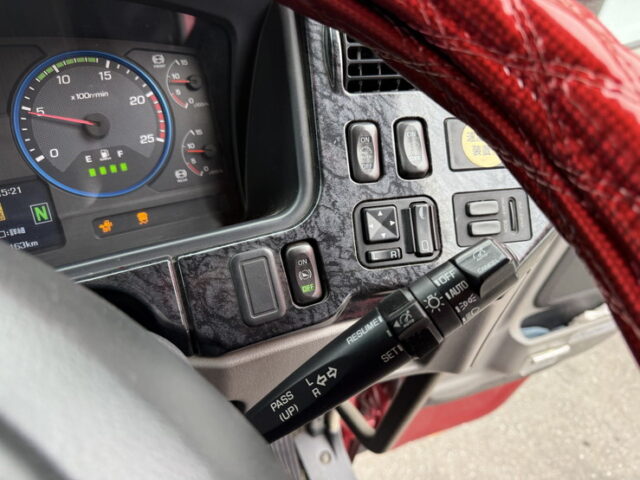 スーパーグレート：トレーラーヘッド：ハイキャブ：アルミホイール：エアサス