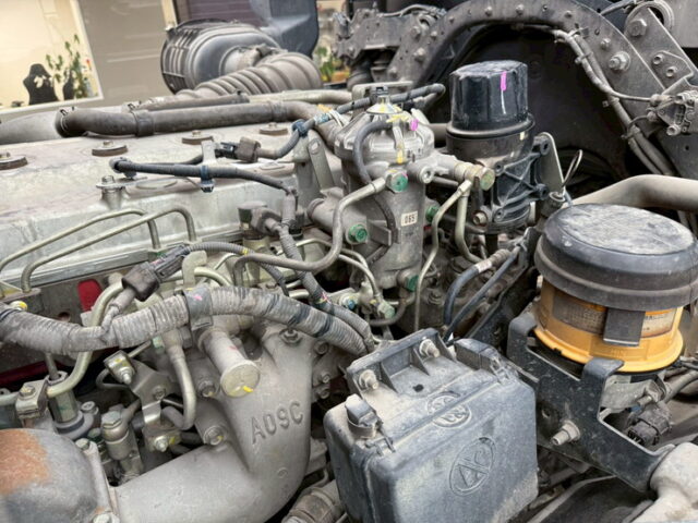 日野：17プロフィア：ダンプ：5300×2300：メッキ多数：7速MT：380馬力：電動コボレーン