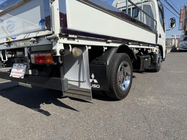 キャンター：平ボデー：標準幅：10尺長：カスタム：オートマ：煤焼き有：150馬力