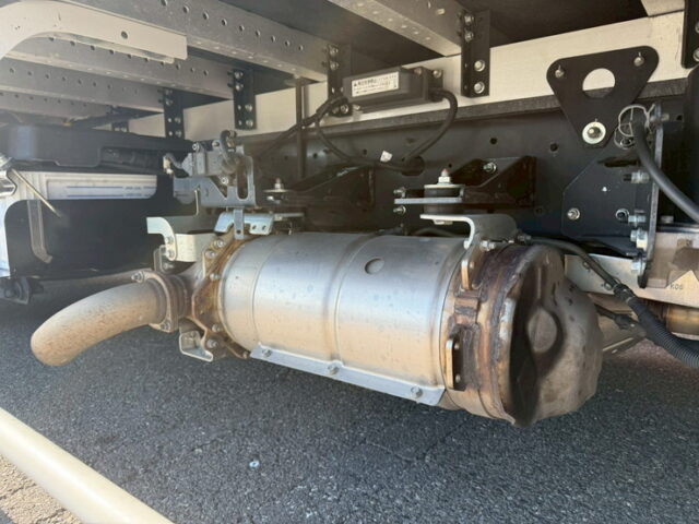 日野：17レンジャー：ウィング：6200ワイド：エアサス：格納ゲート