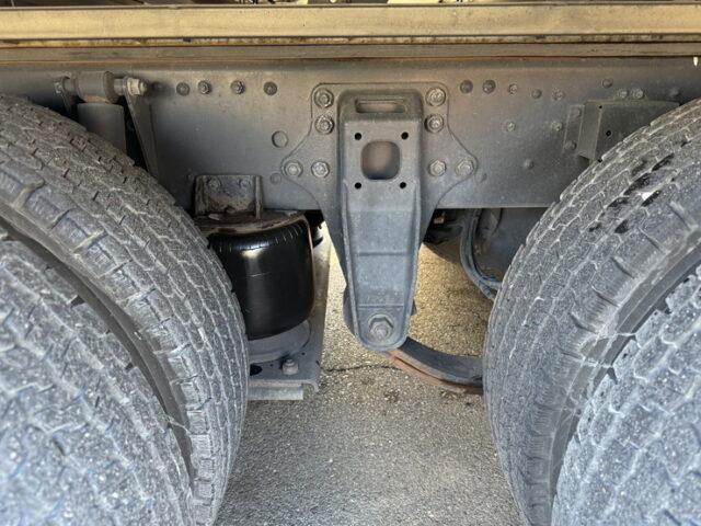 スーパーグレート：ウィング：メッキ多数：アルミホイール：ステンレス床：7速MT