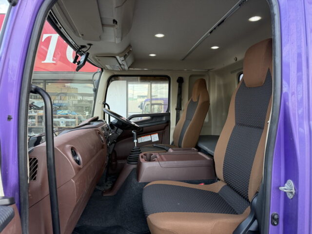 日野:17レンジャー:冷凍バン:菱重製冷凍機TDJS50DC:格納ゲート:アルミシマ床