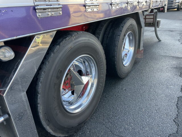 いすゞ：ギガ：冷凍ウィング：造りボディ：ステンレス多数：エアサス：1M10アオリ