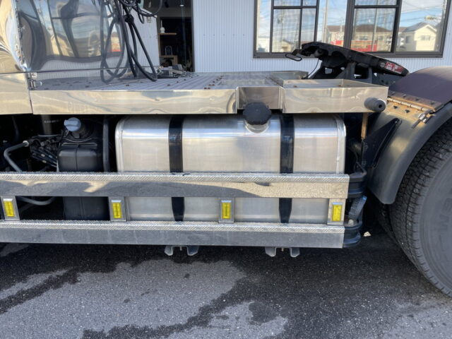 17スーパーグレート　ハイルーフ　トレーラーヘッド　第5輪荷重11.500㎏　アルミホイール