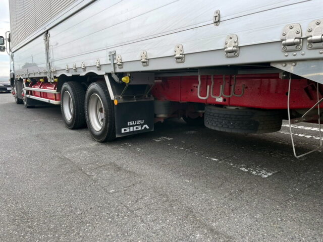 いすゞ　ギガ　ハイルーフ　アルミウィング　380馬力　リア門口ステンレス　