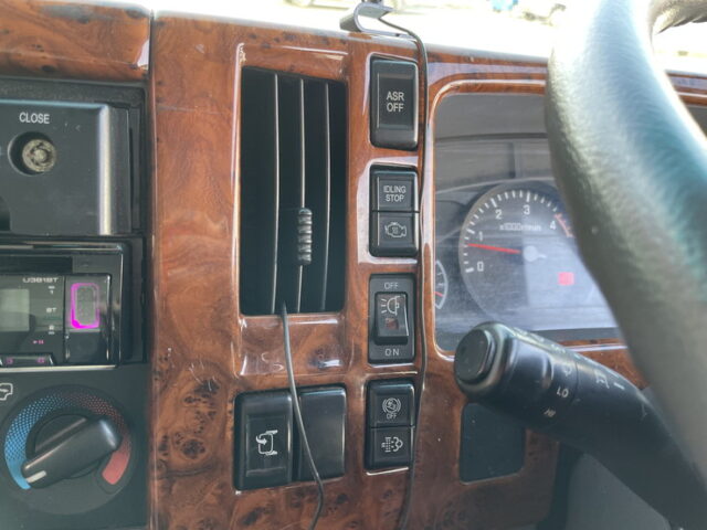 いすゞ　エルフ　アルミバン　5MT　サイドドア　ステンレスサイドバンパー　ステンレスリアバンパー　