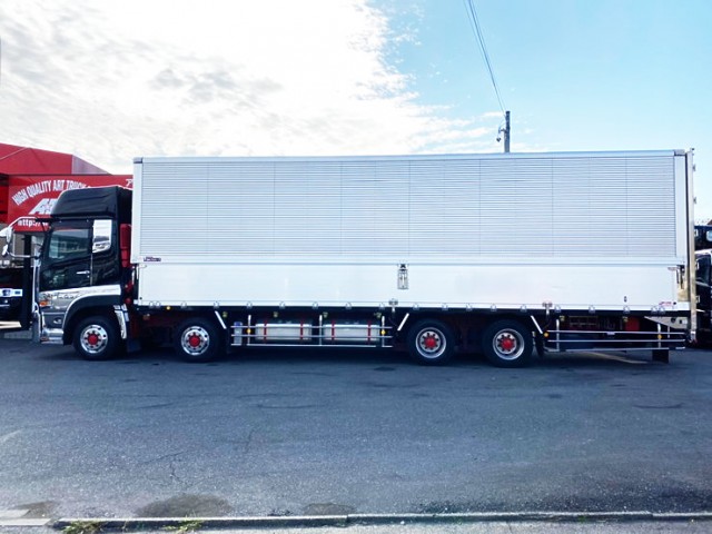 【534】UDトラックス　クオン　ハイルーフ　ウィング　ステンレス多数　ジョロダー4列