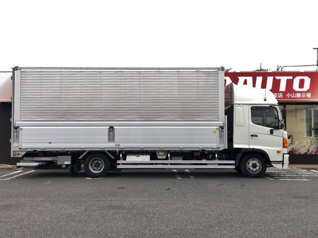 【324】日野レンジャープロ　アルミウイング　ワイド　格納ゲート　リヤエアサス