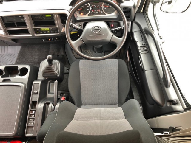 【324】日野レンジャープロ　アルミウイング　ワイド　格納ゲート　リヤエアサス