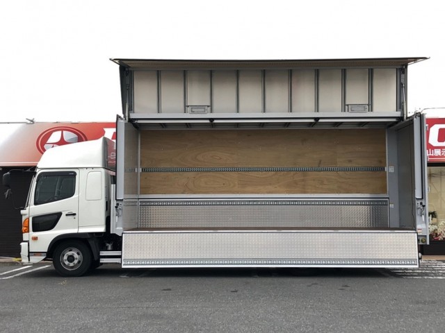 【324】日野レンジャープロ　アルミウイング　ワイド　格納ゲート　リヤエアサス