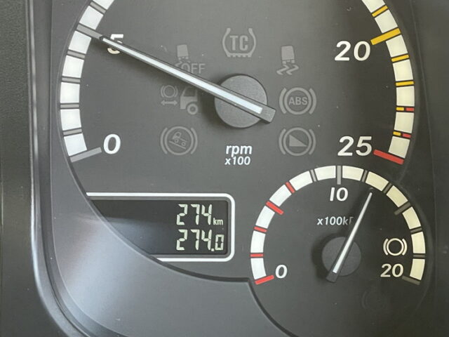 三菱ふそう　17スーパーグレート　トラクターヘッド　E尺　460馬力　リアエアサス　ハイルーフ　プレミアム