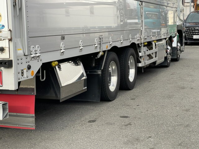 17スーパーグレート　ハイルーフ　ウィング　アルミホイール　最大積載量14.000㎏