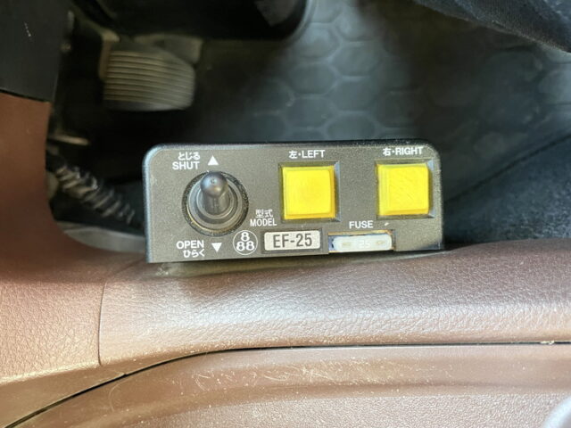 日野：17プロフィア：ダンプ：ハイルーフ：Ｌゲート：アルミホイール：メッキ多数