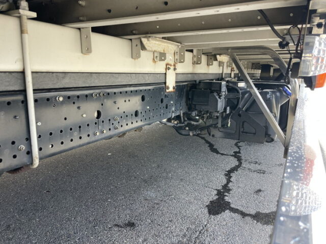 いすゞ：フォワード：増トン：ウィング：7200ボデー：ワイド：6発ターボ