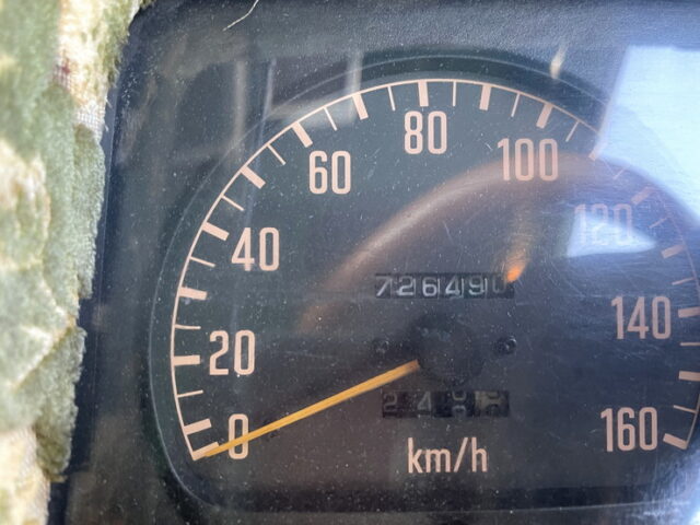 いすゞ：エルフ：造り平ボディ：内装生地張り：5MT：オバＱバンパー：フロントバイザー：架装多数