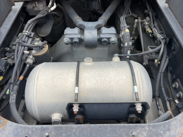 日野：17プロフィア：ハイルーフ：トレーラーヘッド：架装多数：E13Cエンジン：450馬力