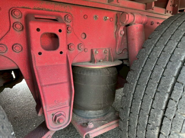 スーパーグレート：ハイルーフ：ウィング：架装多数：木床：380馬力