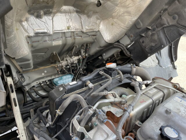 日野:17レンジャー:6200ワイド:冷凍バン:格納ゲート付:エアサス:ジョロ4キーストン