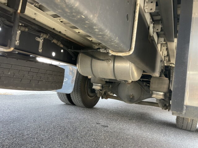 日野：17レンジャー：ハイルーフ：ウィング：7200ワイド：ステンレス多数：エアサス