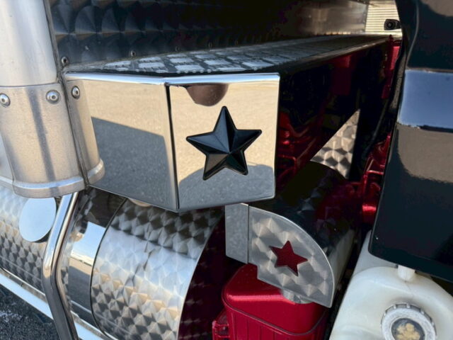 ブルーテックキャンター：造りボディ：アルミバン：ワイド超ロング：舟形バンパー：バスフェンダー