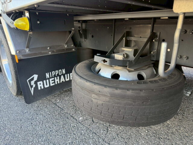 17スーパーグレート:ハイルーフ:ウィング:メッキ多数:アルミホイール:木床