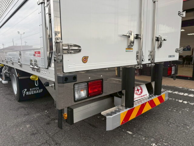 日野：17レンジャー：冷凍ウィング：アルミシマ床：-30度設定：6速MT：240馬力