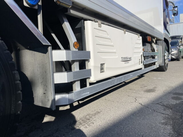 17スーパーグレート　冷凍バン　左観音扉　サブエンジン　ジョロ4キーストン　