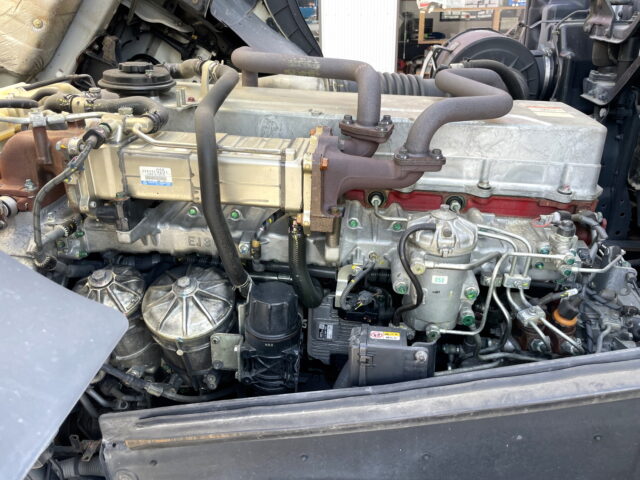 日野　プロフィア　ハイルーフ　ウィング　リア門口ステンレス　木床　内高247㎝