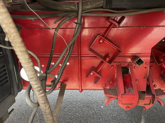 いすゞ：フォワード：デコトラ：キャンピング登録：箱内部屋仕様：マニ割り