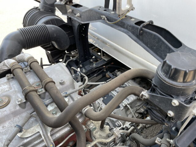 日野:17レンジャー:6200ワイド:冷凍バン:格納ゲート付:エアサス:ジョロ4キーストン