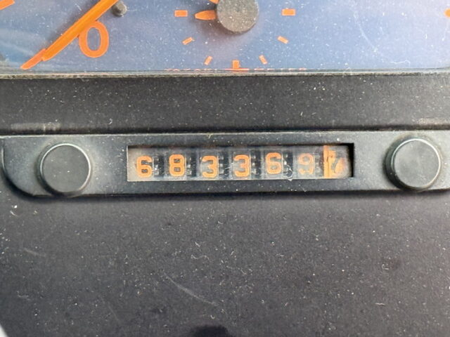 日野：テラヴィ：ハイルーフ：トレーラーヘッド：エアサス：V8ツインターボ