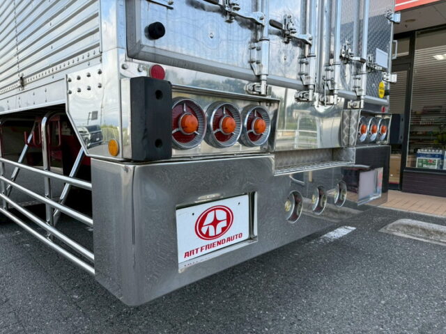 日野：プロフィア：冷凍バン：サブエンジン：アルミシマ床：架装多数：内装生地張り