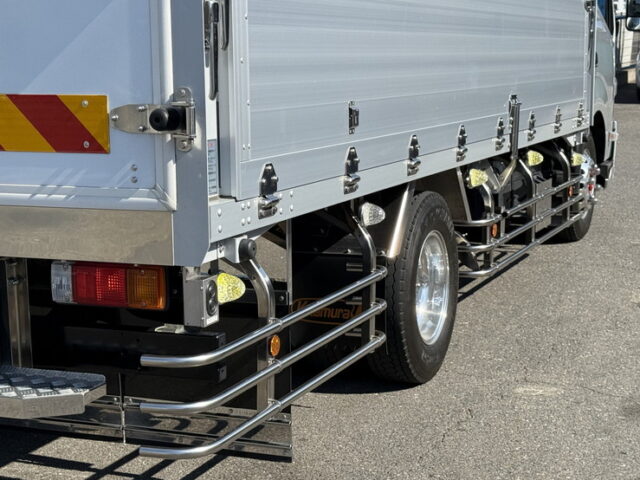 日野：デュトロ：ウィング：ワイドロング：180馬力：ステンレス多数：2.950㎏積