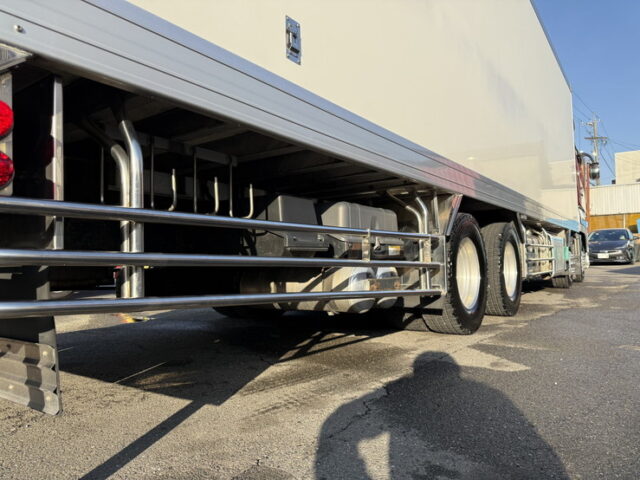 17スーパーグレート：ハイルーフ：冷凍バン：左観音扉2枚：サブエンジン：2エバ